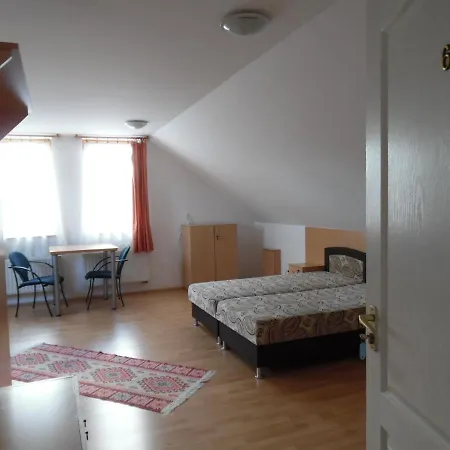 Uveghid Vendeghaz Penzion
