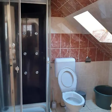 Vendégház üveghíd Vendégház *