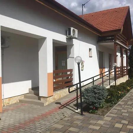üveghíd Vendégház Vendégház